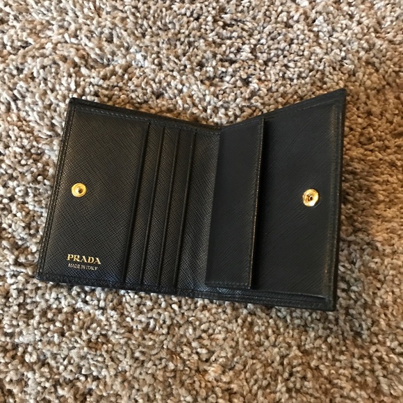 Prada wallet woman and men - Picture 2 of 2